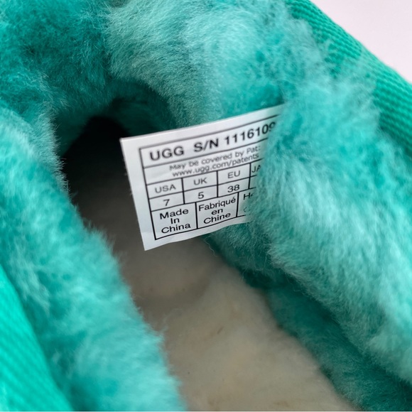 UGG Classic Ultra Mini Emerald Green - Picture 11 of 13